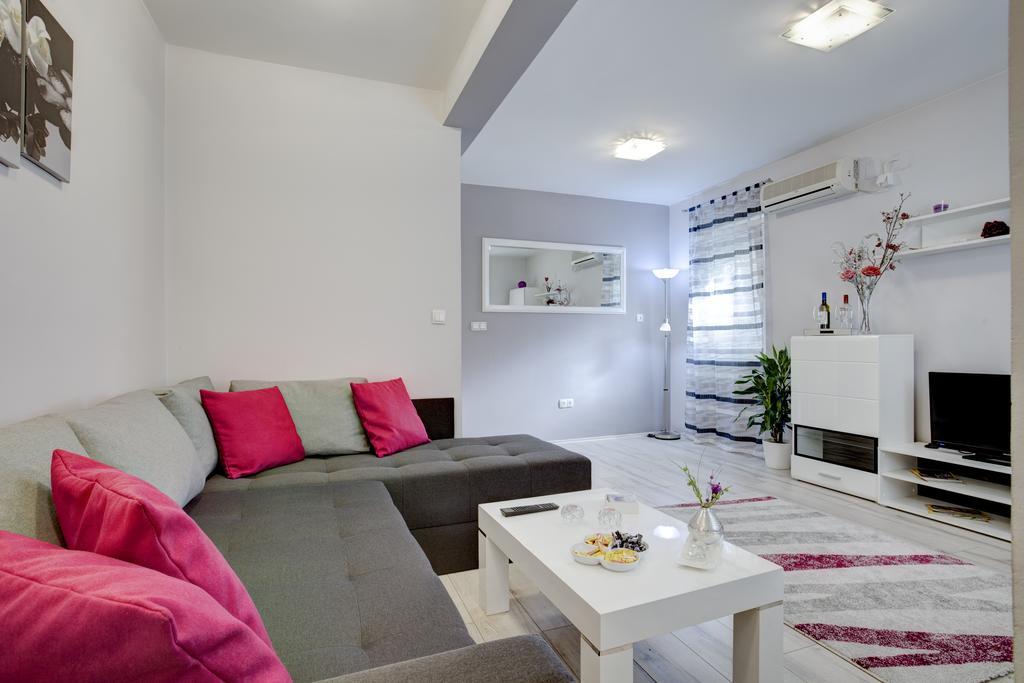 Apartment Biljana Belgrado Exterior foto